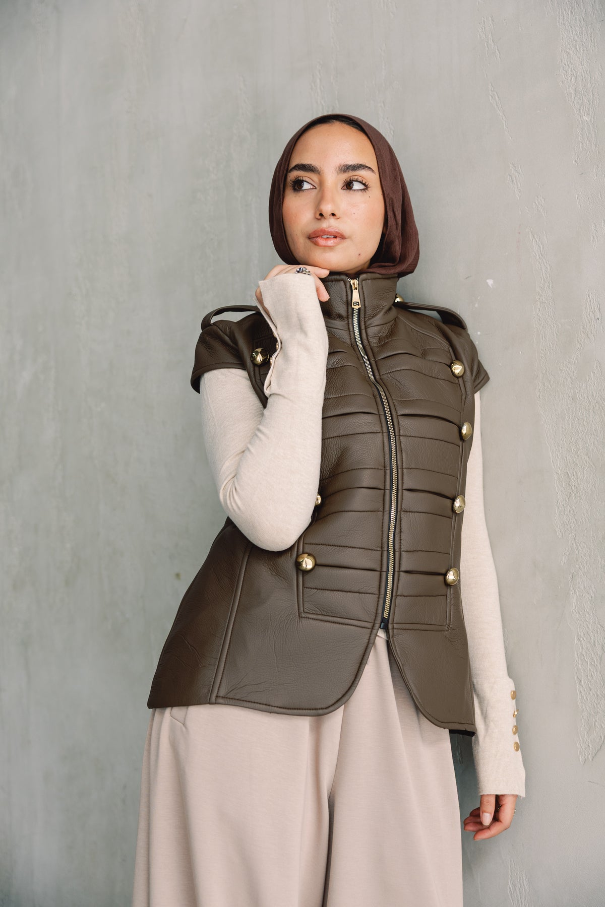 Dare vest