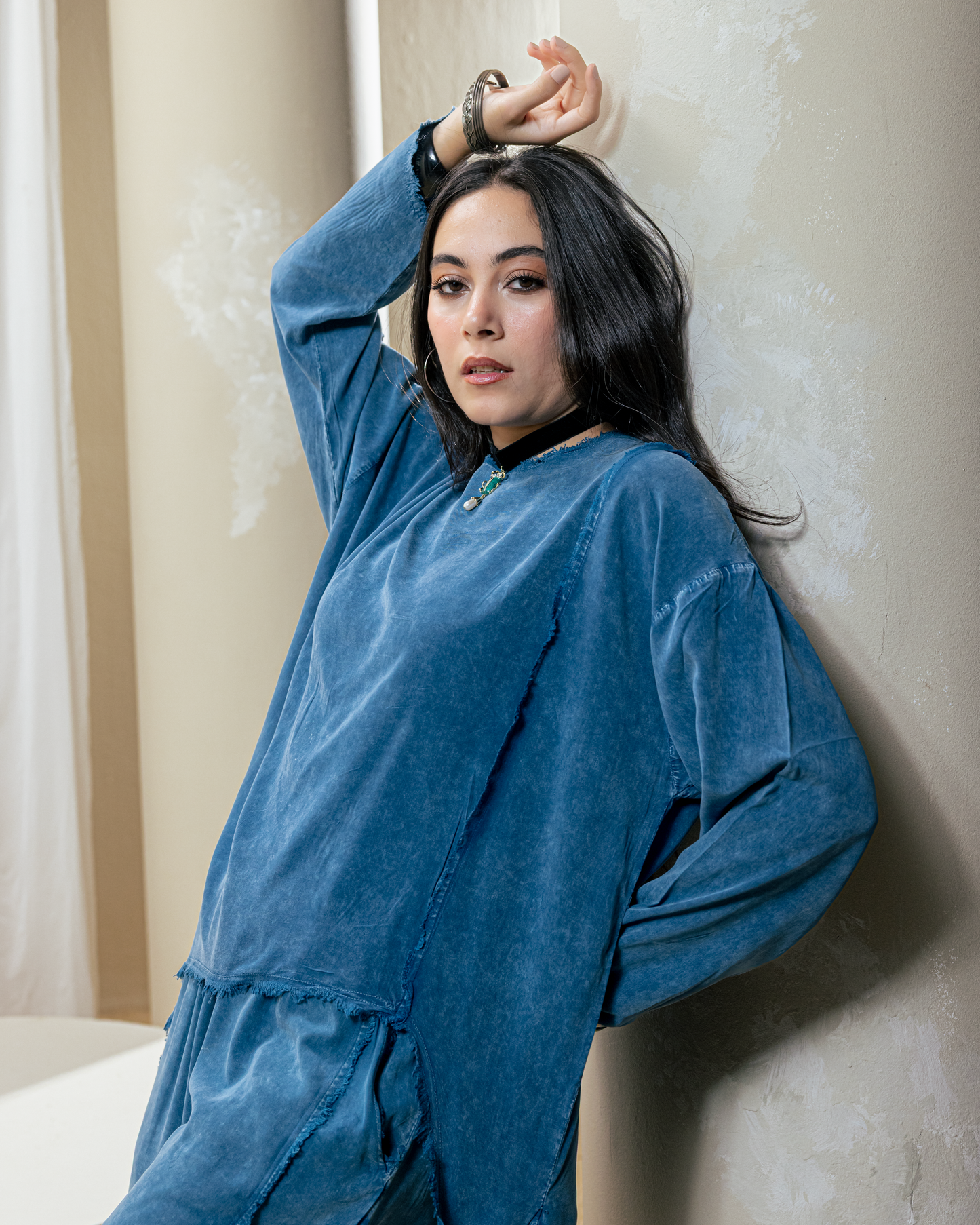 Delicate Rebel slit Shirt