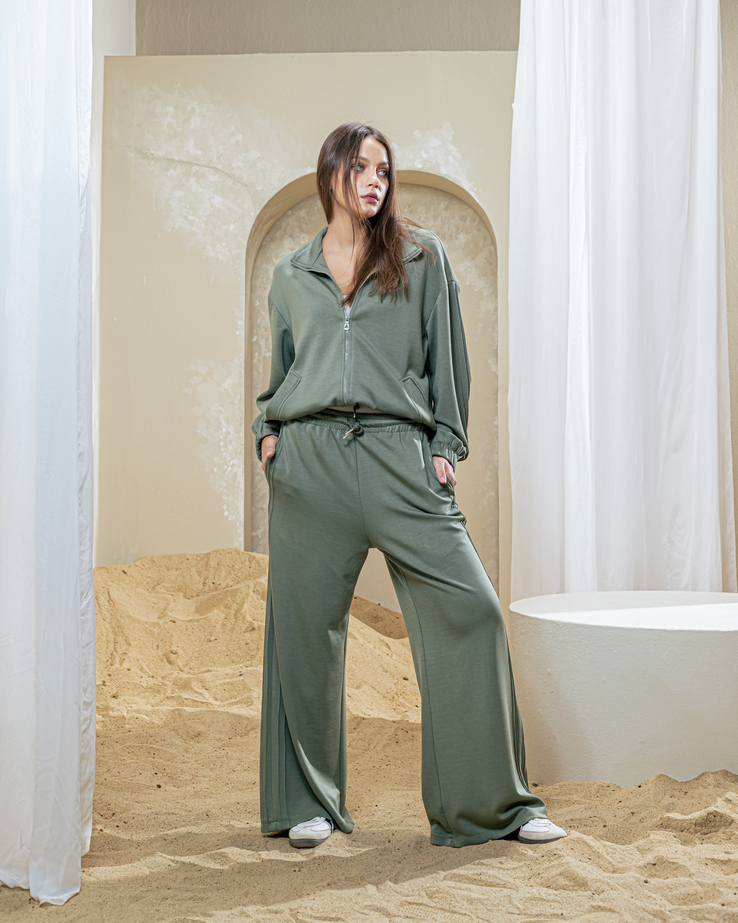Movo Tracksuit
