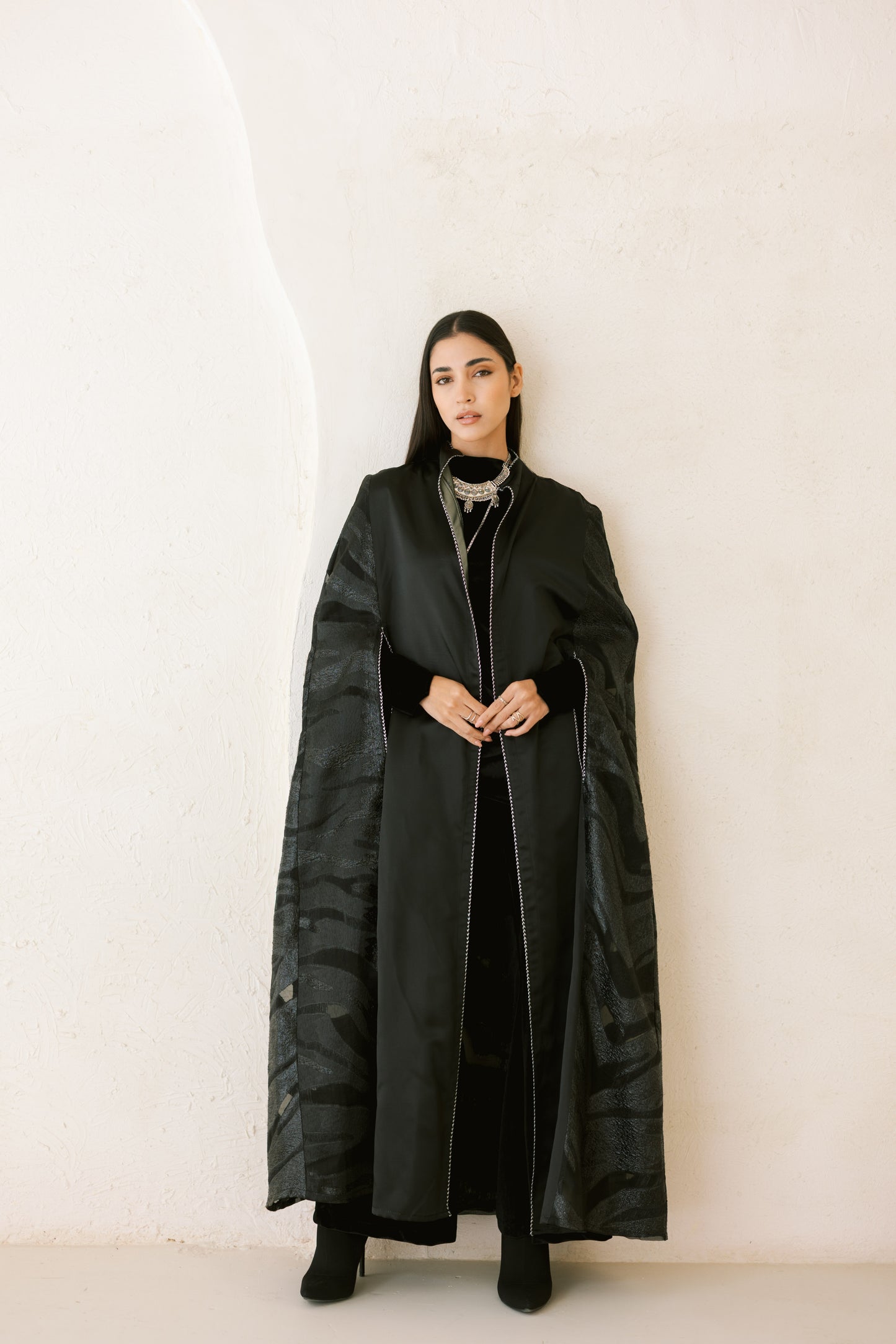 Taqwa Kaftan قفطان تَقْوى( متاح للبيع في المحل فقط)