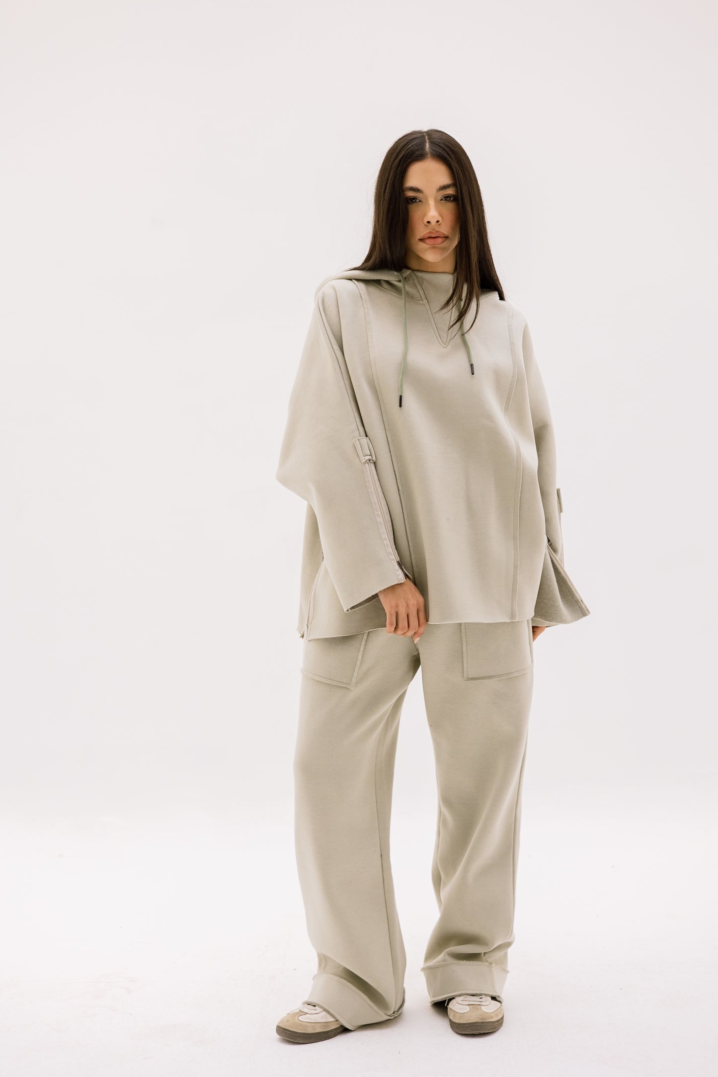 40% FLASH SALE Neo Tracksuit