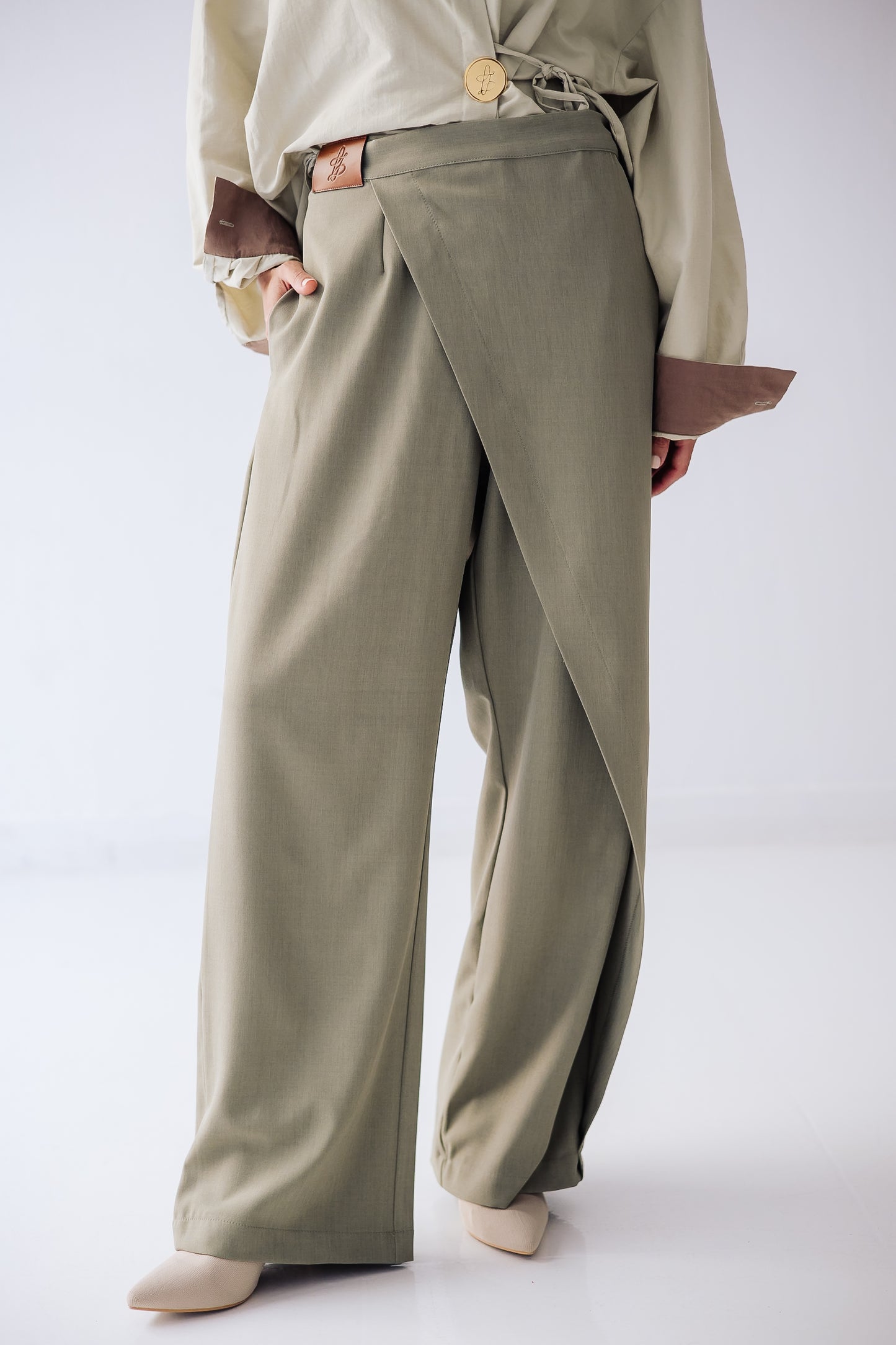 Soft fold pants
