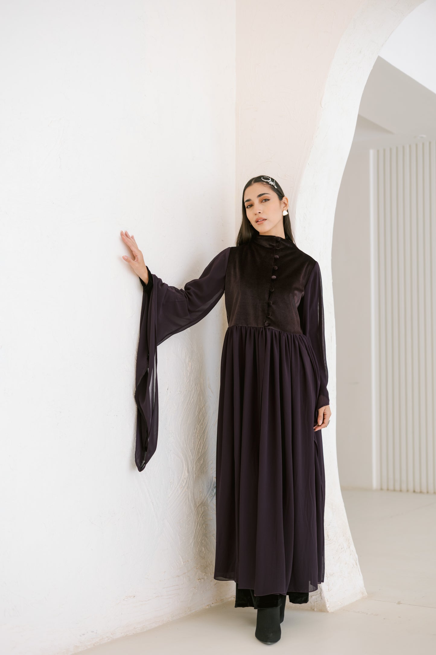 Yaqeen Dress ( NO added belt)