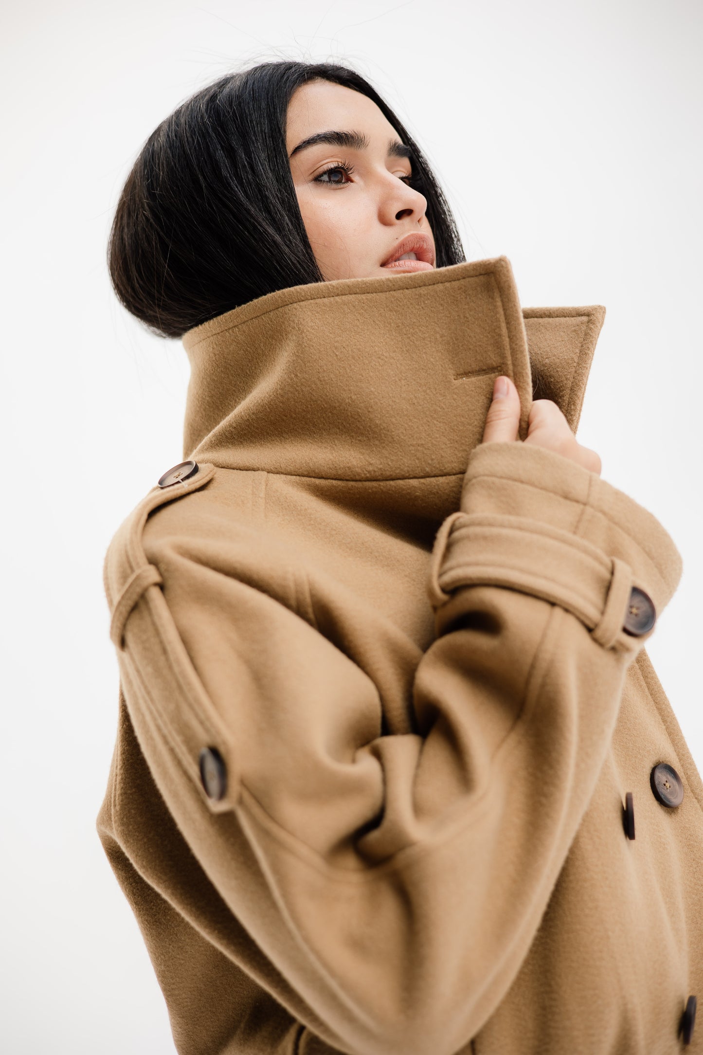 Sleek cropped jacket