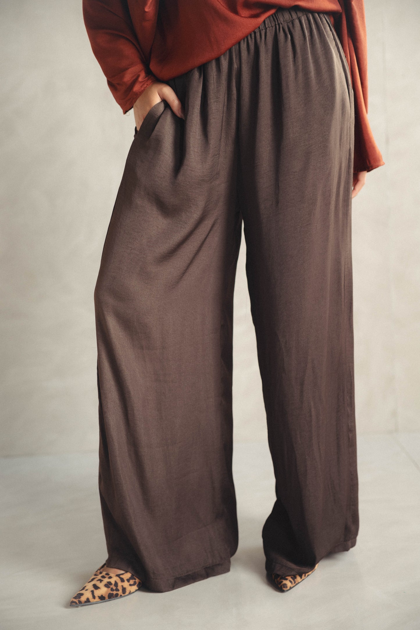 Off duty wide Pants