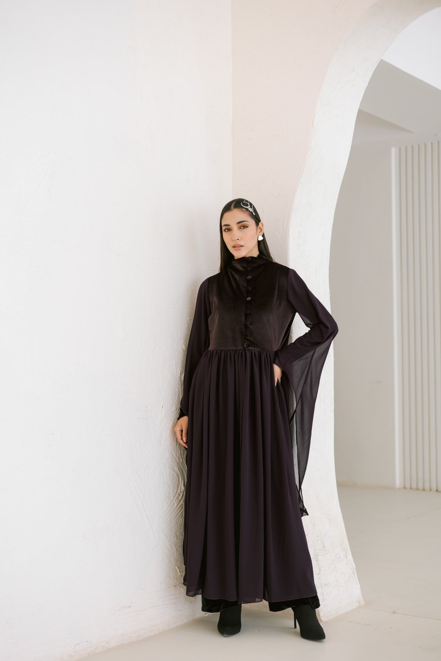 Yaqeen Dress ( NO added belt)